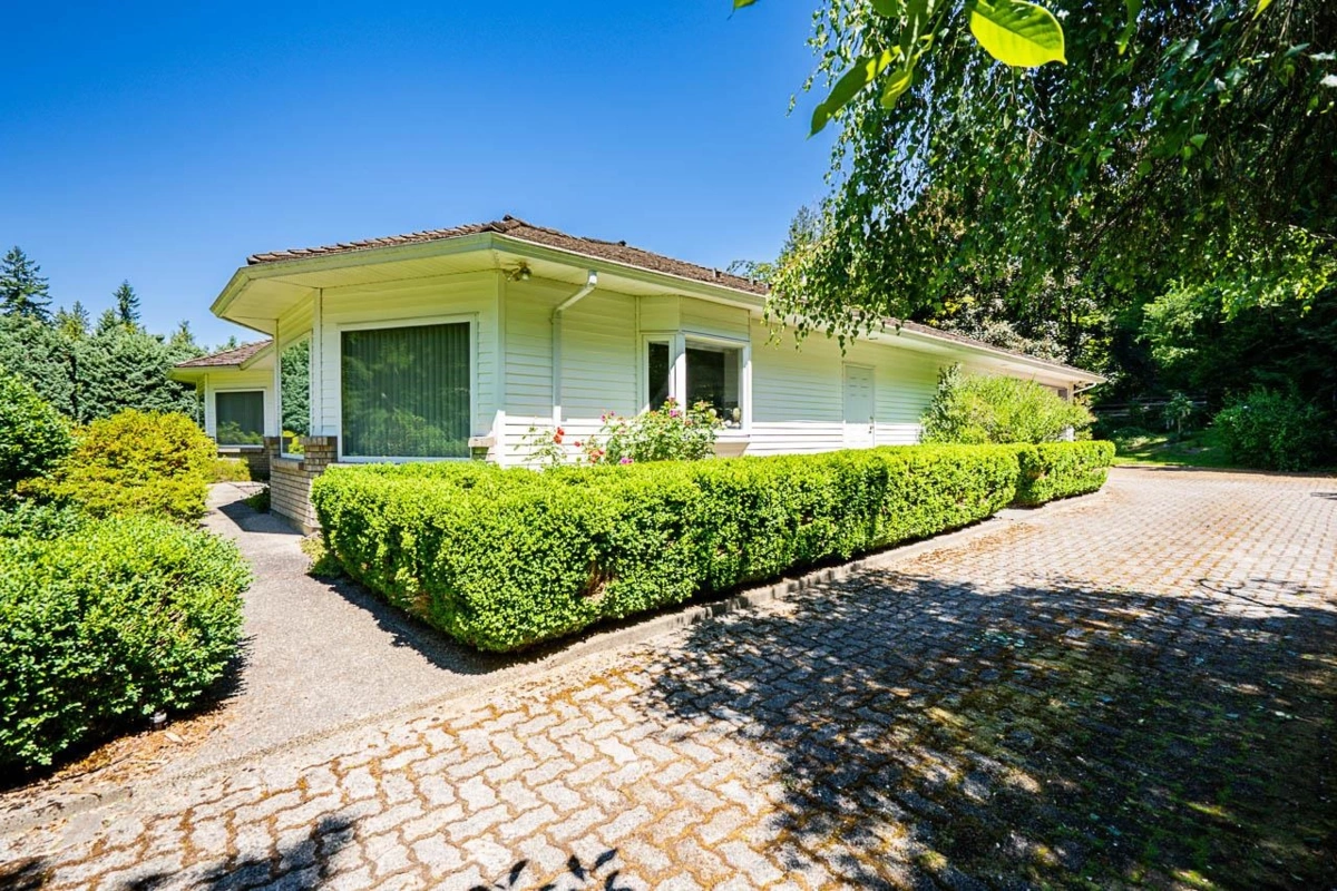 Outdoor Kitchen Photo of 6260 240 Street, Langley, BC
