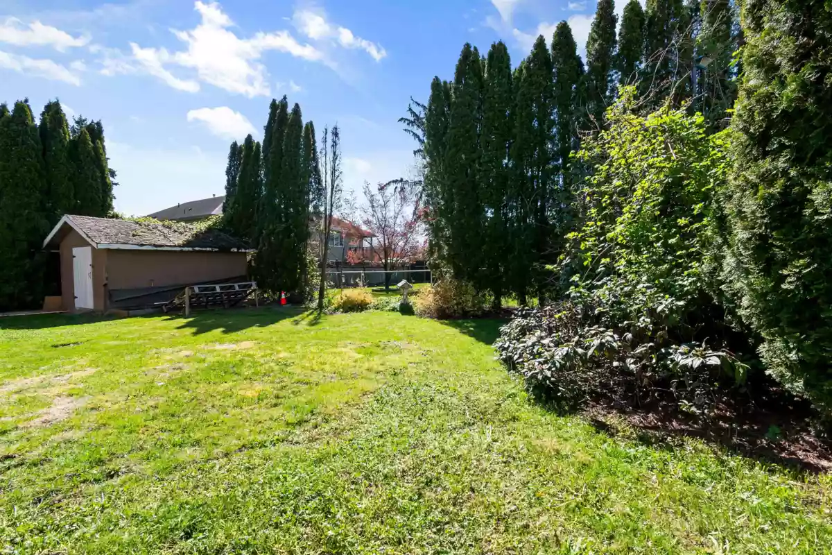 Kitchen Island Photo of 46774 First Avenue, Chilliwack, BC