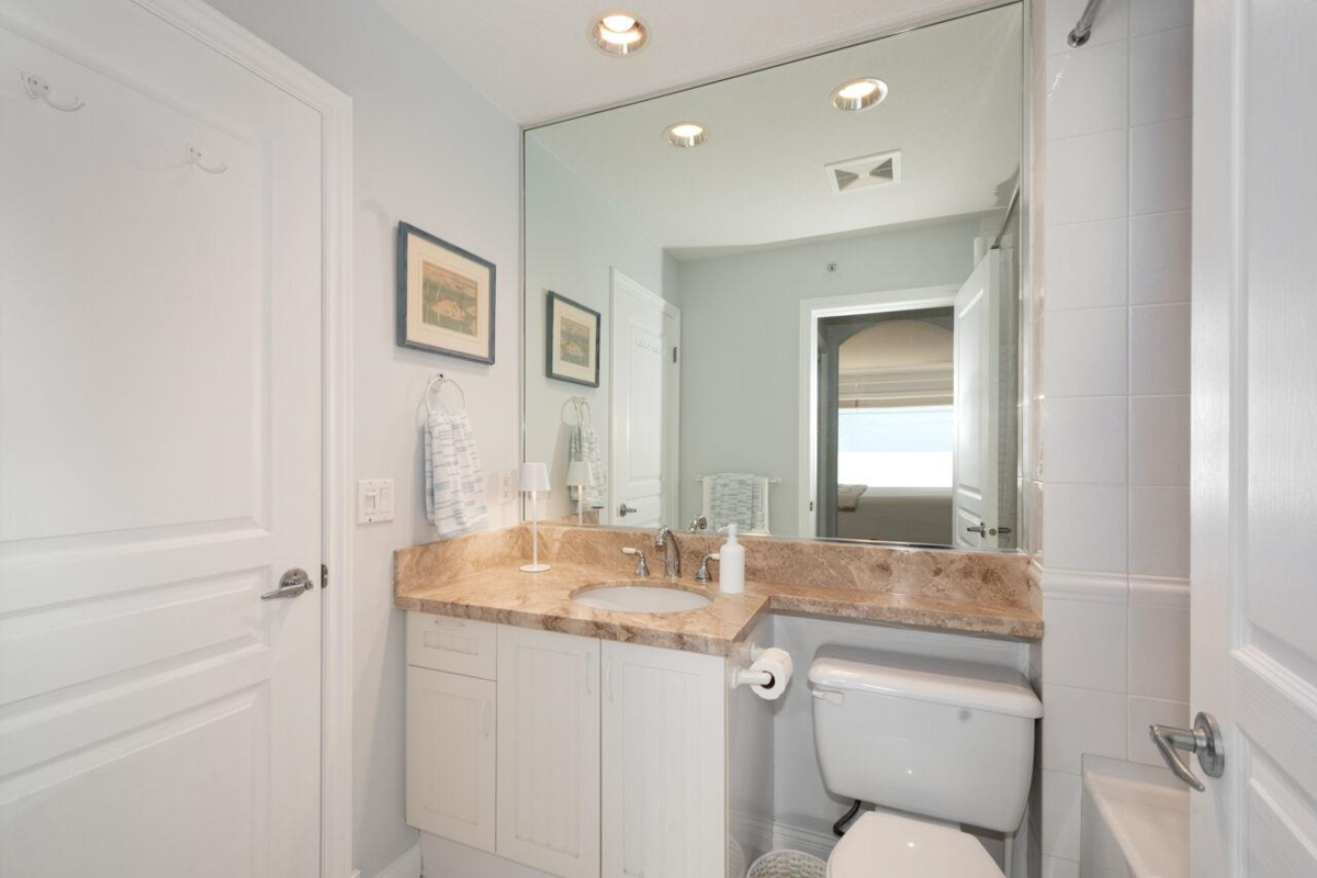 Hallway Photo of 15 Beach Drive, Furry Creek, BC