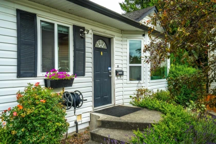 18096 61 Avenue, Surrey, BC, Surrey — Single Family Residence for sale