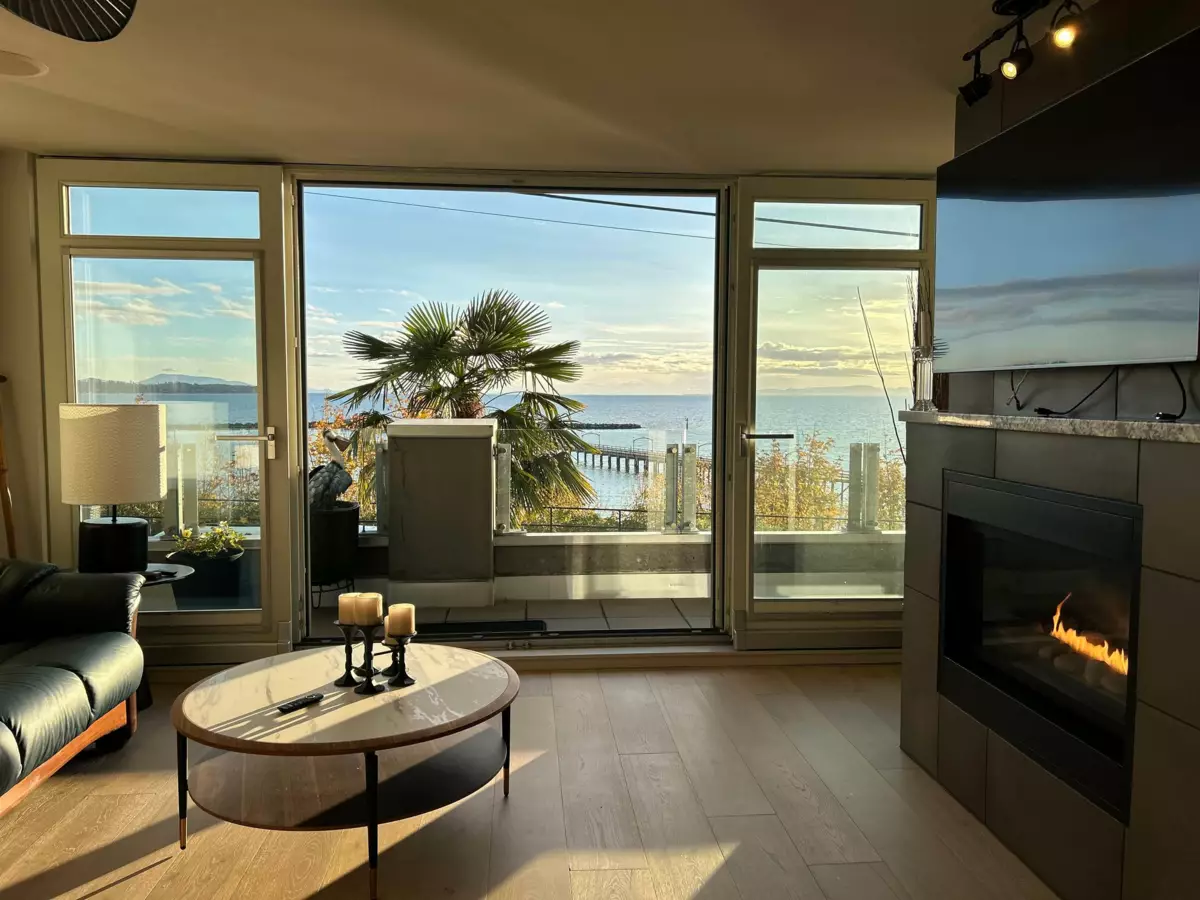 Aerial View of 101 15097 Marine Drive, White Rock, BC