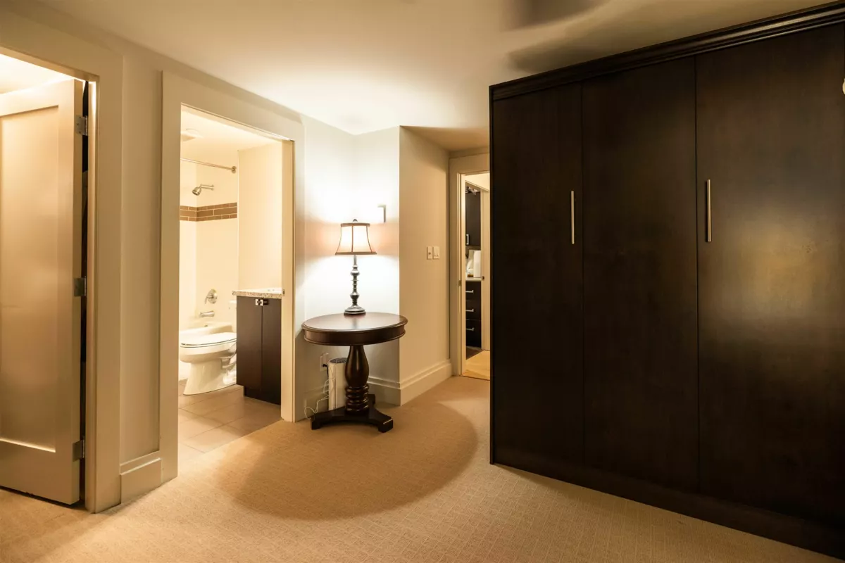 Garden / Landscaping Photo of 101 15097 Marine Drive, White Rock, BC