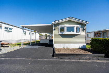 Basement Recreation Room Photo of 69 8254 134 Street, Surrey, BC