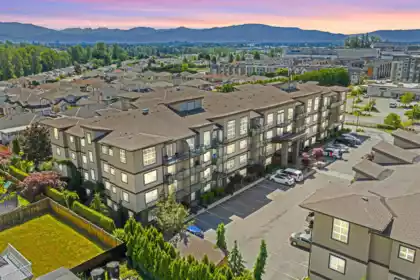 201 30525 Cardinal Avenue, Abbotsford, BC, Abbotsford — Apartment/Condo for sale