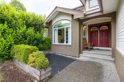 1555 Alpine Lane, Coquitlam, BC, Coquitlam — Single Family Residence for sale