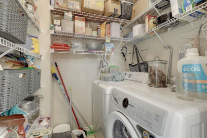 Laundry Room Photo of 20526 66a Avenue, Langley, BC