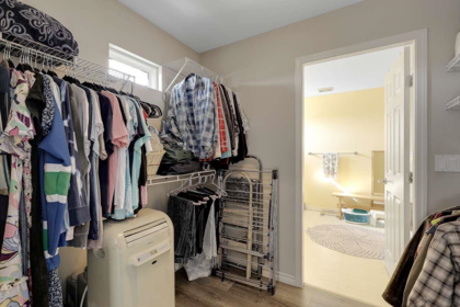 Powder Room Photo of 20526 66a Avenue, Langley, BC