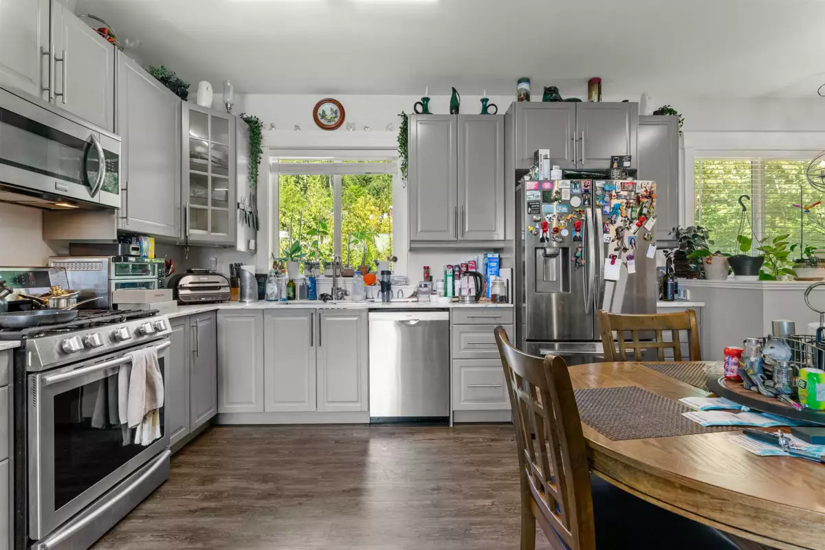 Basement Recreation Room Photo of 30957 Gunn Avenue, Mission, BC