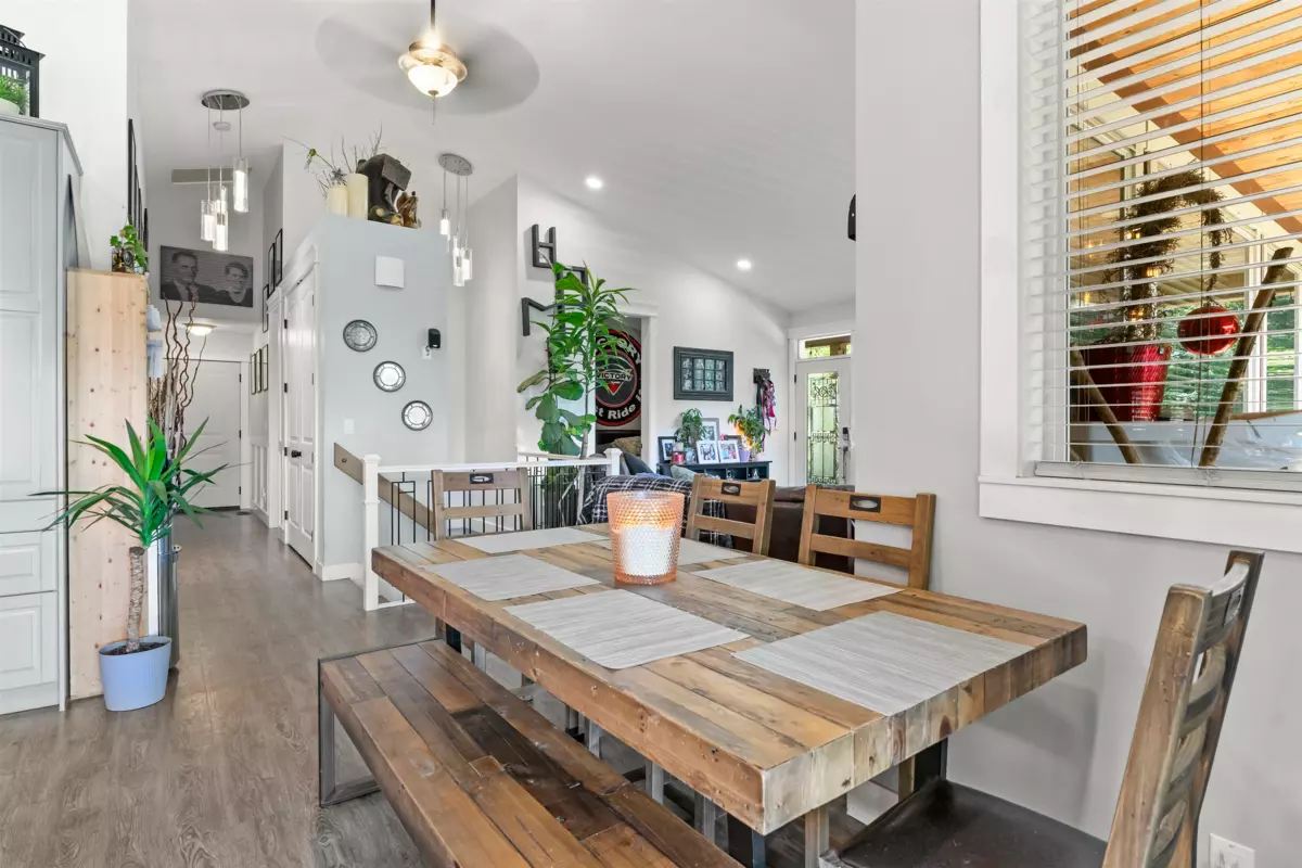 Bedroom 2 Photo of 30957 Gunn Avenue, Mission, BC