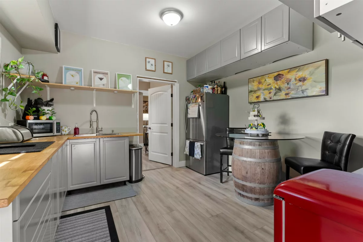 Outdoor Deck Photo of 30957 Gunn Avenue, Mission, BC