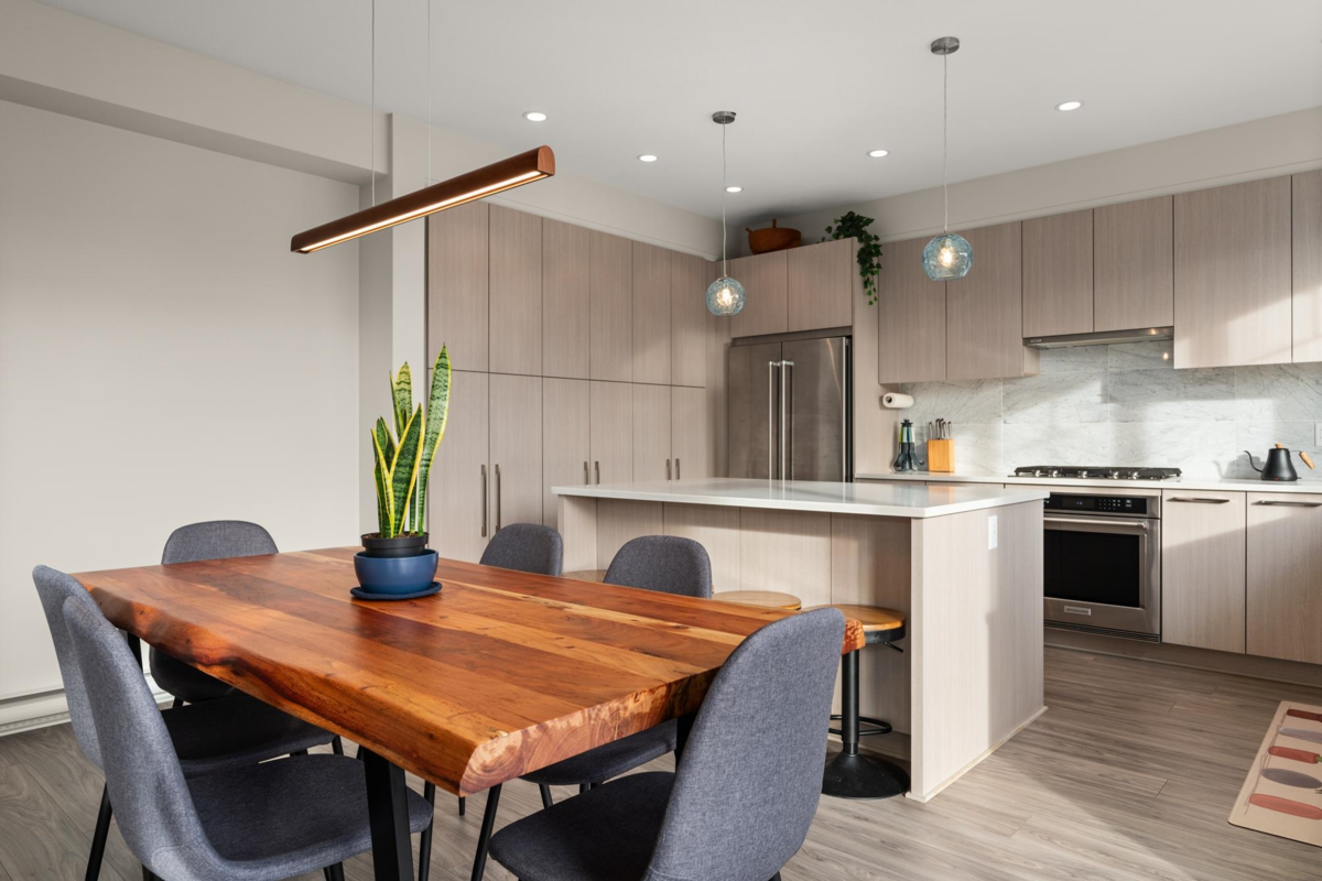 Kitchen Island Photo of 130 1360 Mitchell Street, Coquitlam, BC