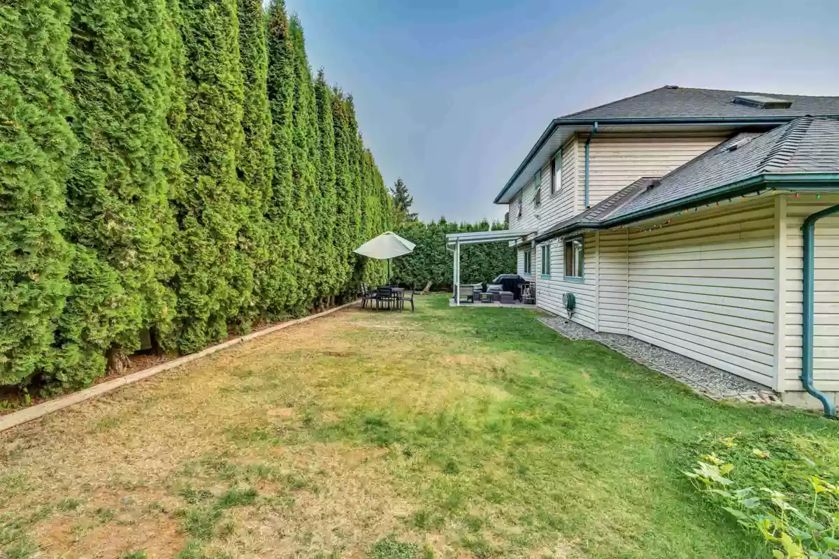 Kitchen Photo of 8662 141b Street, Surrey, BC