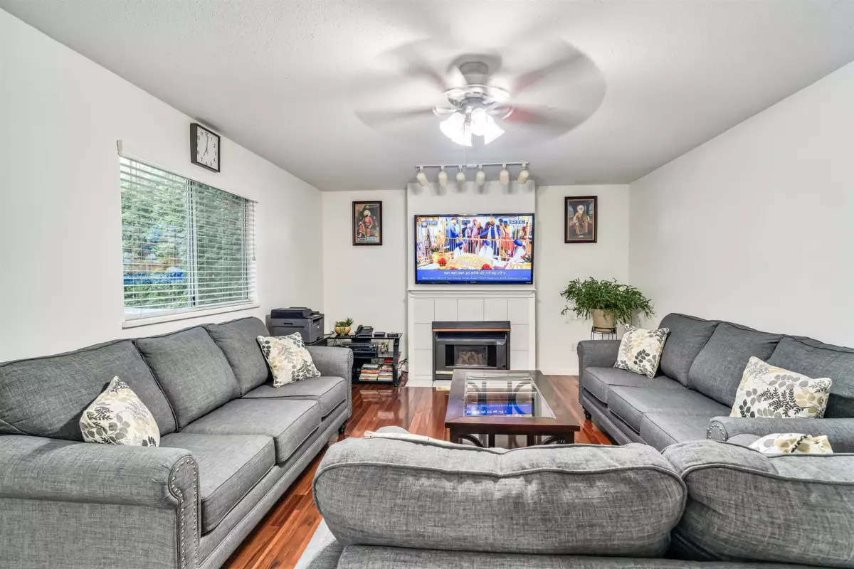 Walk-In Closet Photo of 8662 141b Street, Surrey, BC