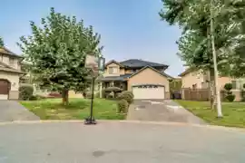 8662 141b Street, Surrey, BC