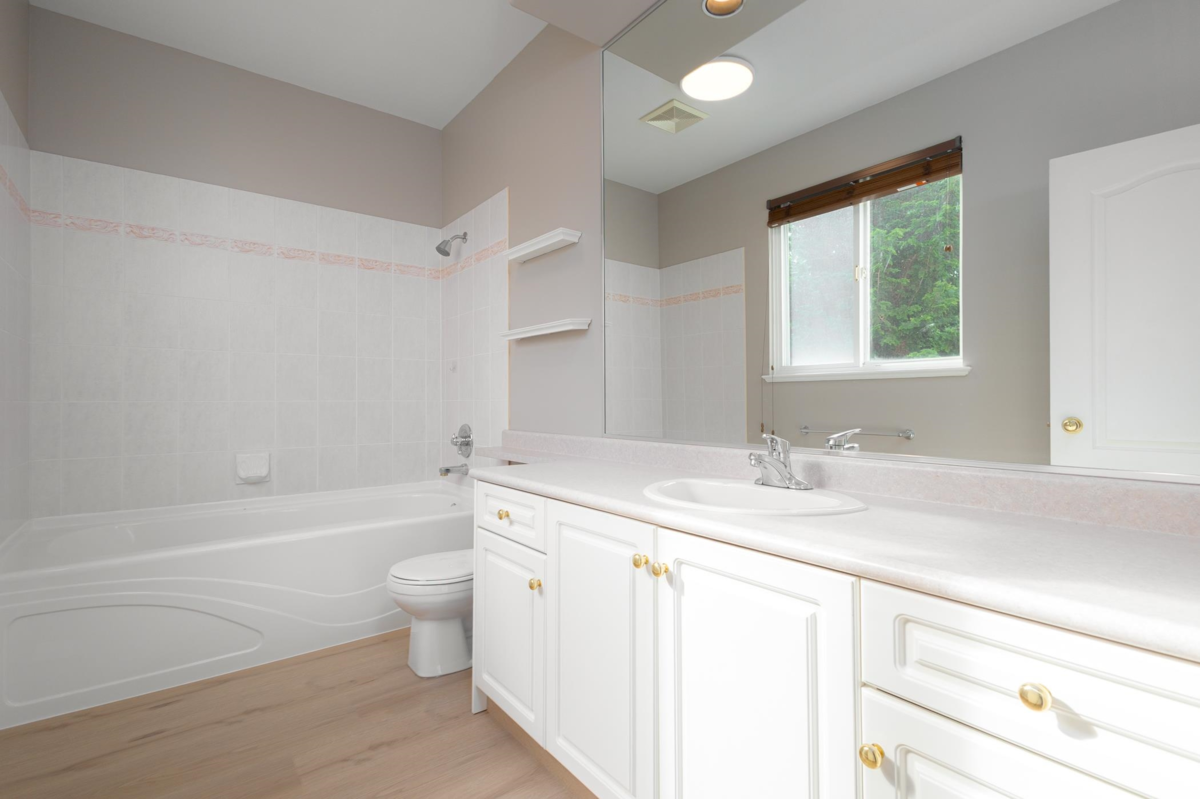 Bedroom 3 Photo of 19709 Joyner Place, Pitt Meadows, BC