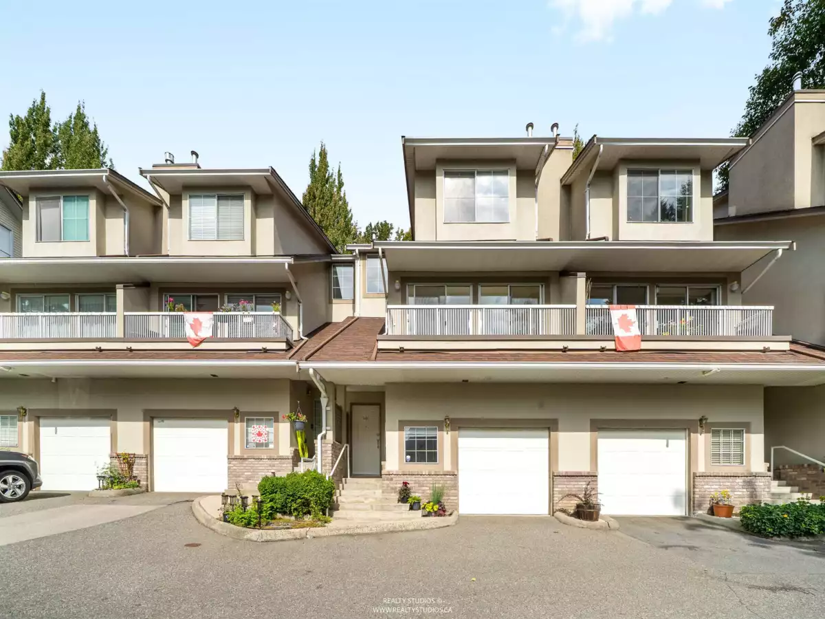 Hot Tub / Spa Photo of 3461 Amberly Place, Vancouver, BC