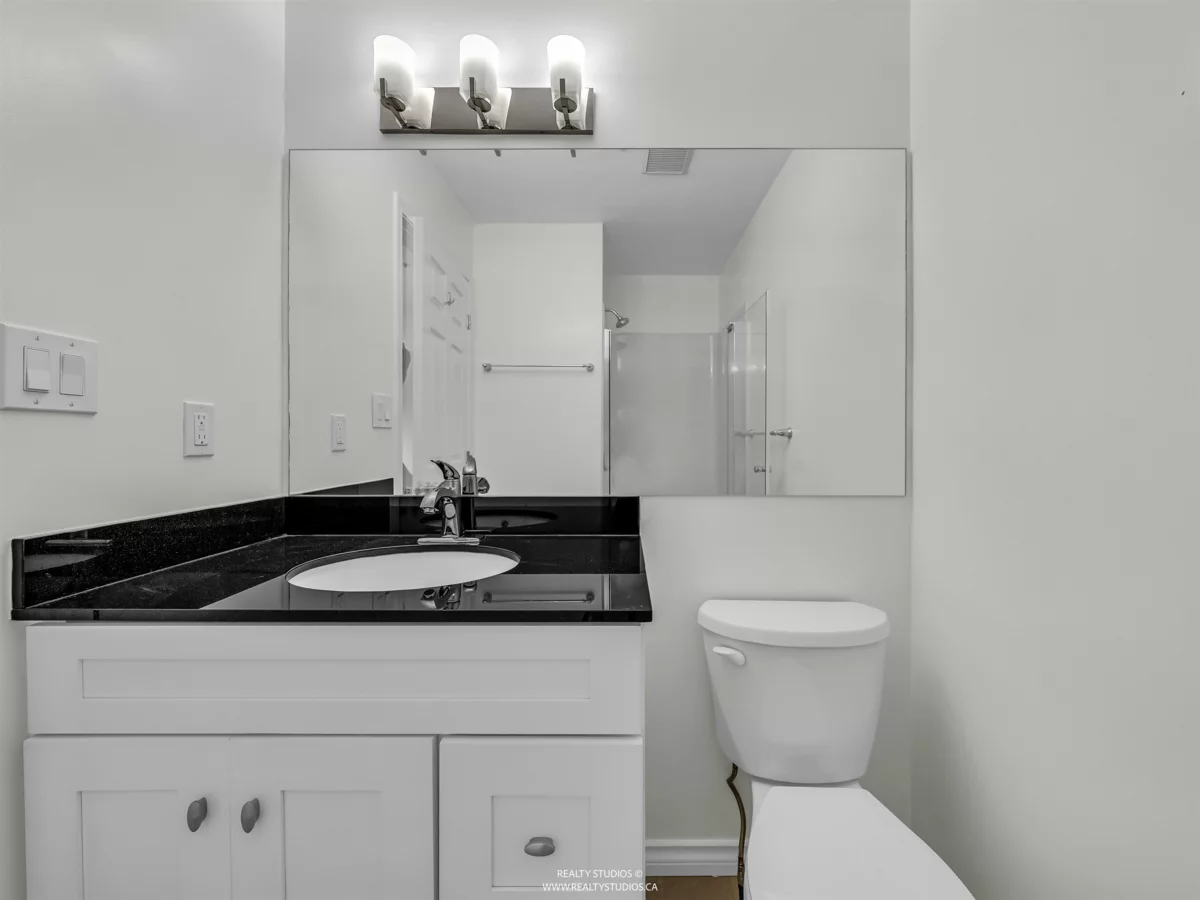 Laundry Room Photo of 3461 Amberly Place, Vancouver, BC