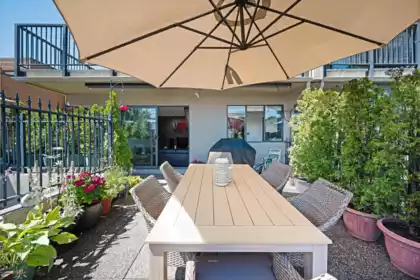 102 803 Queens Avenue, New Westminster, BC, New Westminster — Apartment/Condo for sale
