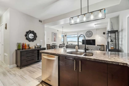 201 14300 Riverport Way, Richmond, BC