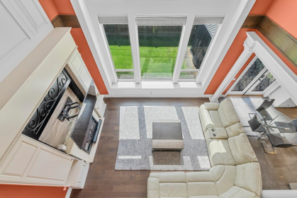 Walk-In Closet Photo of 3388 Newmore Avenue, Richmond, BC