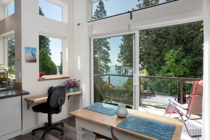 Guest Bathroom Photo of 7835 Redrooffs Road, Halfmoon Bay, BC