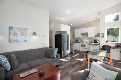 Office / Den Photo of 7835 Redrooffs Road, Halfmoon Bay, BC