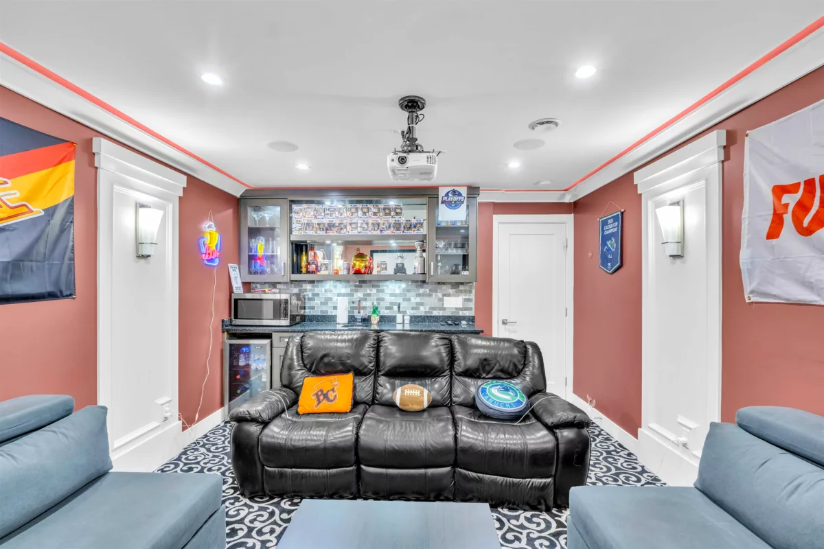 Outdoor Deck Photo of 11899 74b Avenue, Delta, BC