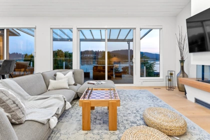 1122 Ioco Road, Port Moody, BC
