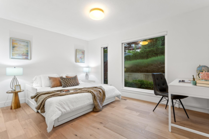 Hallway Photo of 1122 Ioco Road, Port Moody, BC