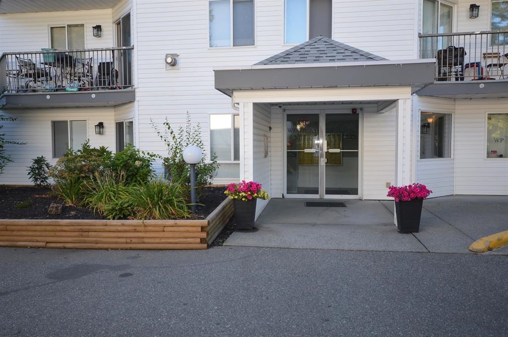Hallway Photo of 202 31831 Peardonville Road, Abbotsford, BC
