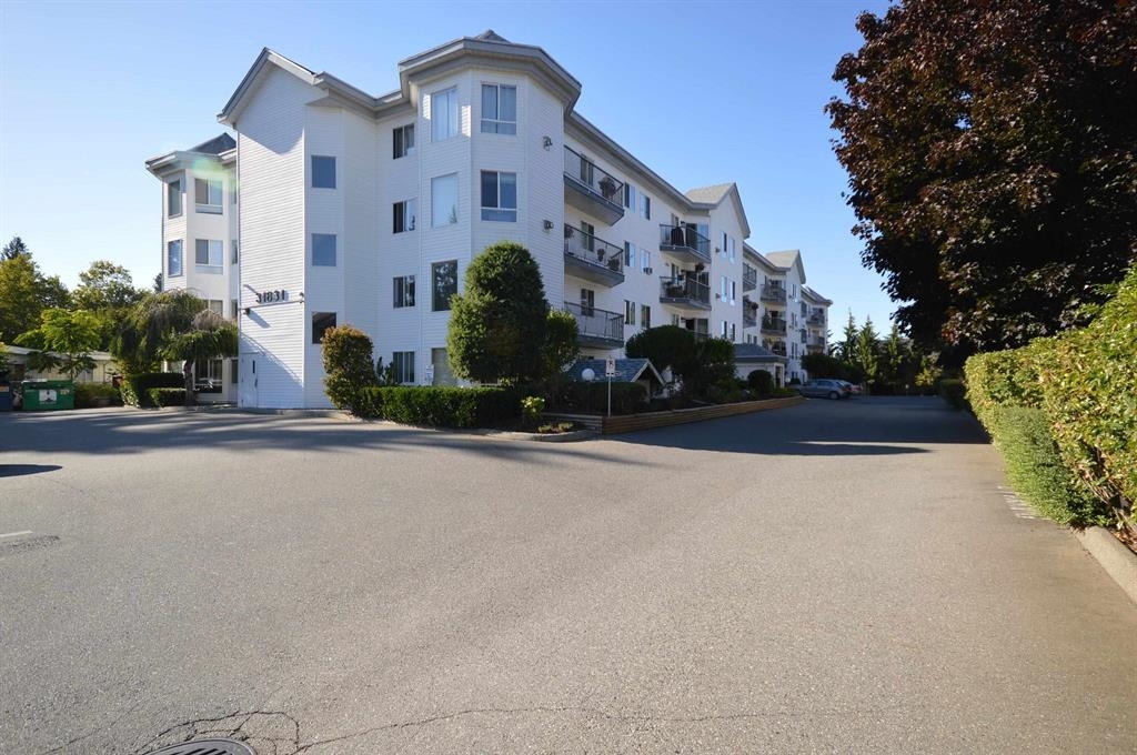 Mudroom Photo of 202 31831 Peardonville Road, Abbotsford, BC