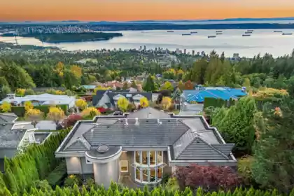 1651 Langton Place, West Vancouver, BC, West Vancouver — Single Family Residence for sale