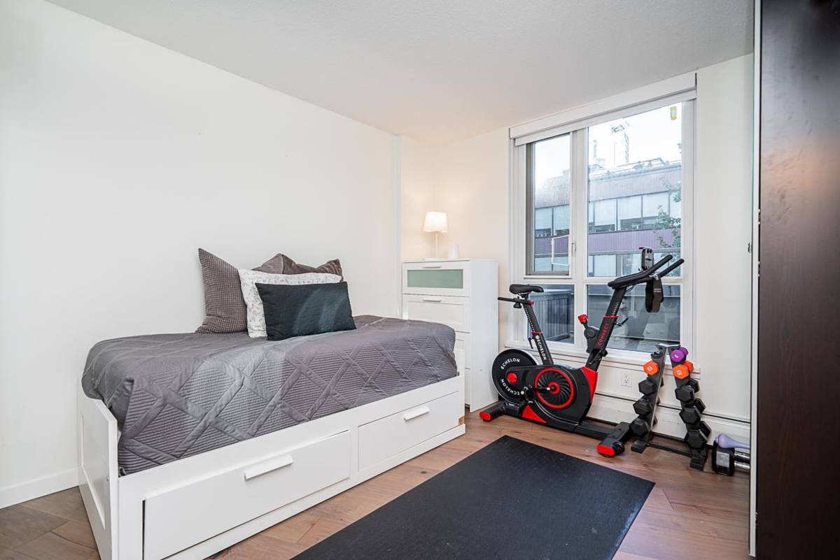 Laundry Room Photo of 603 1318 Homer Street, Vancouver, BC