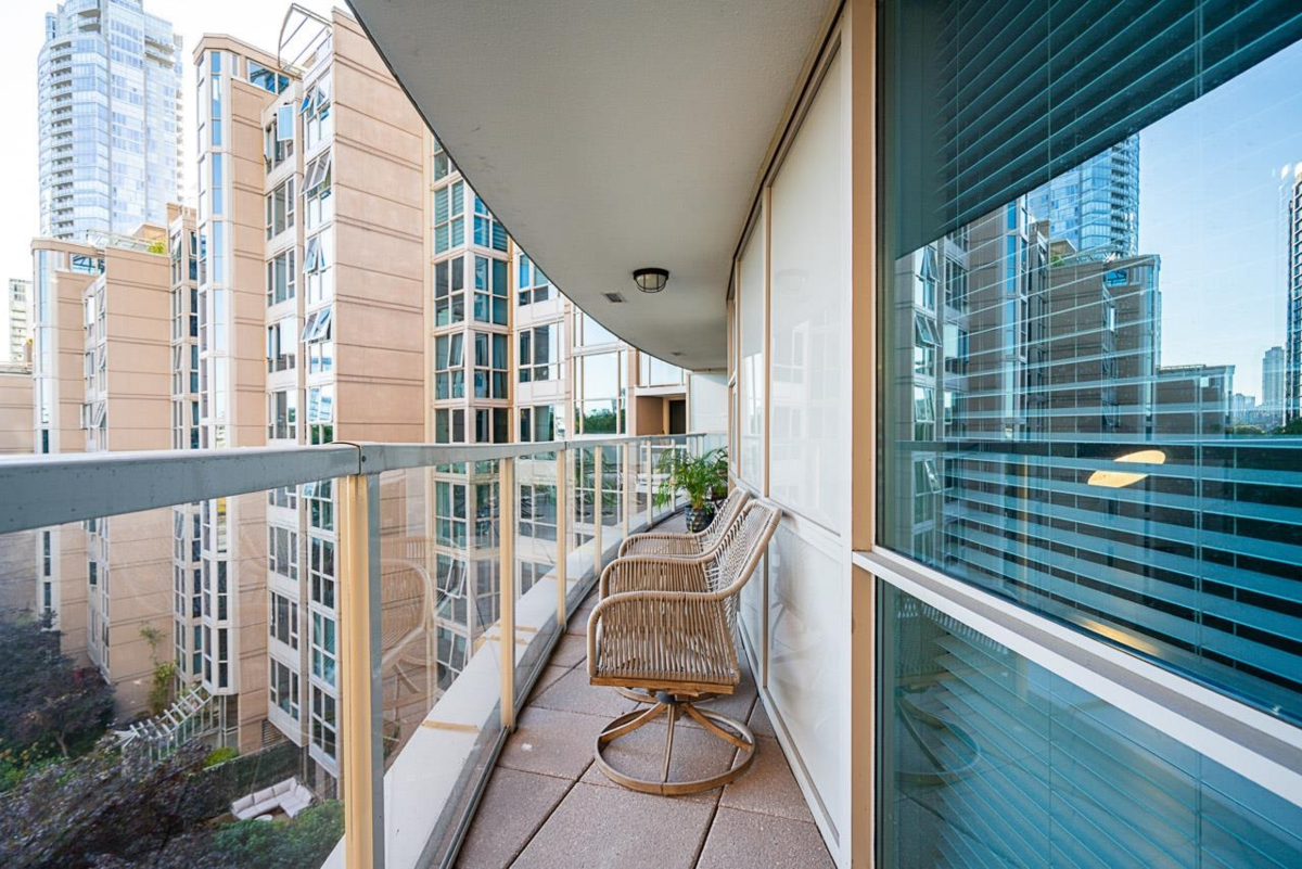 Staircase Photo of 603 1318 Homer Street, Vancouver, BC