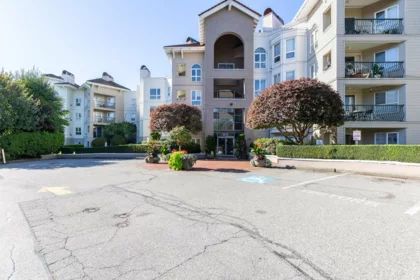 202 3172 Gladwin Road, Abbotsford, BC, Abbotsford — Apartment/Condo for sale