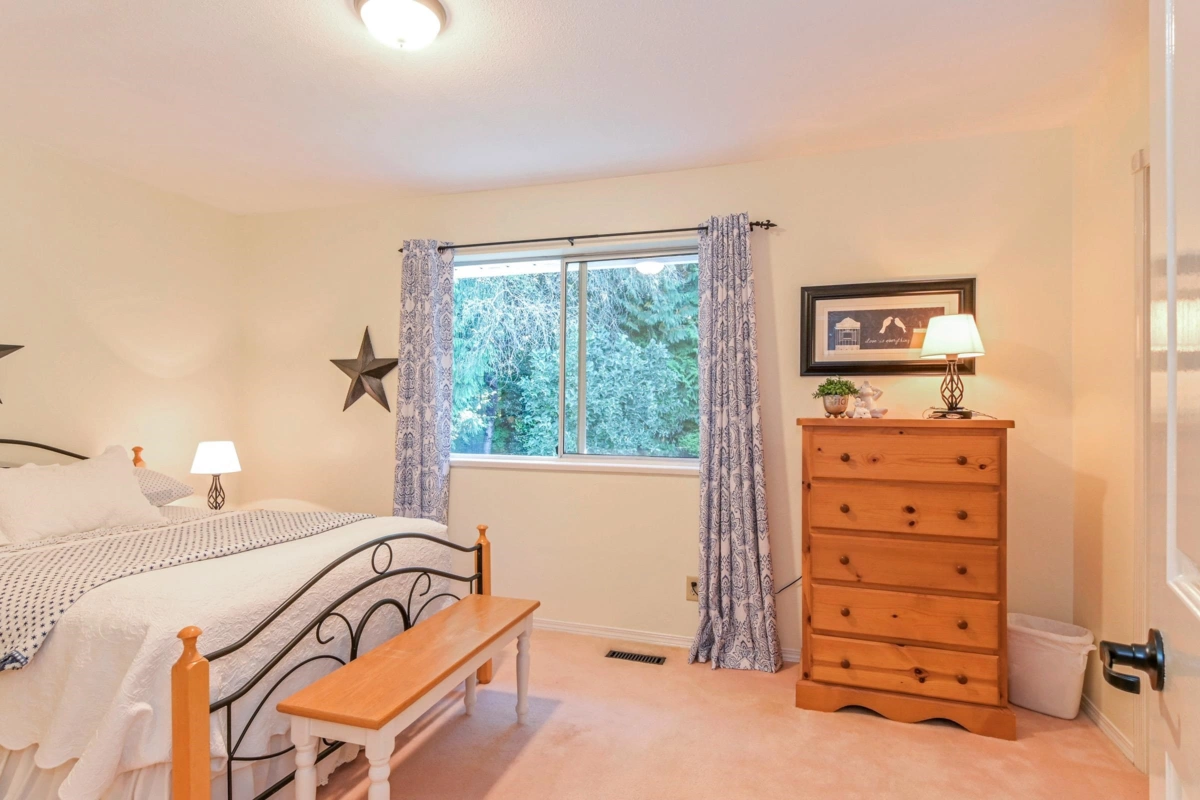 Garage Interior Photo of 2842 130 Street, Surrey, BC