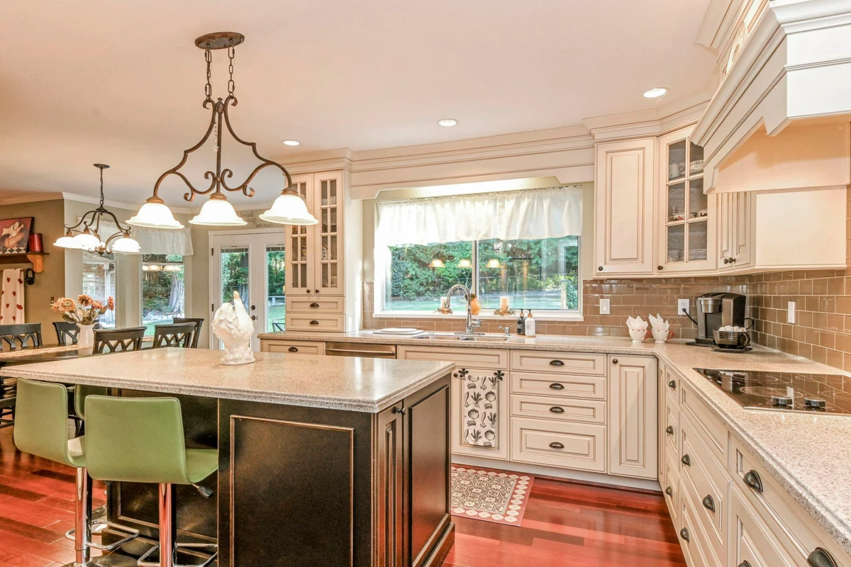 Guest Bathroom Photo of 2842 130 Street, Surrey, BC