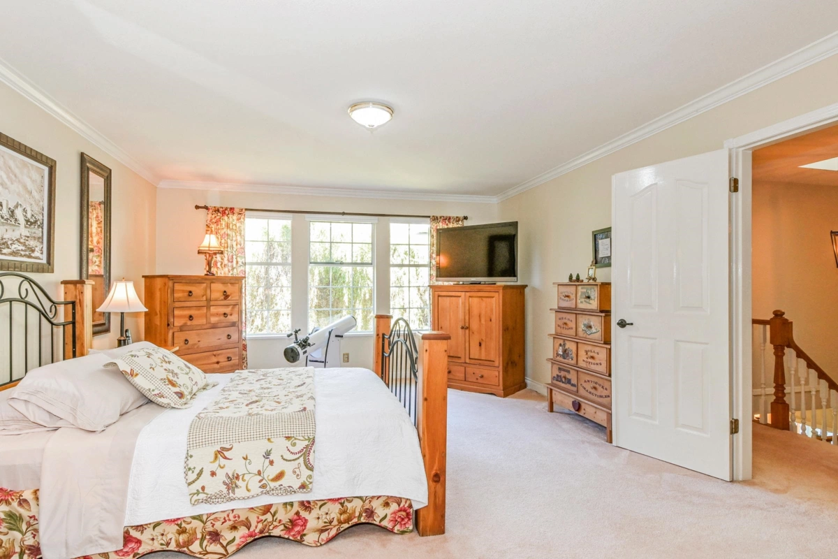 Laundry Room Photo of 2842 130 Street, Surrey, BC