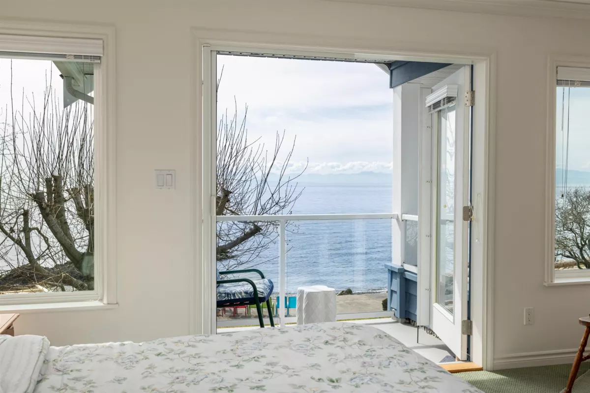 Backyard Photo of 1537 Mccullough Road, Sechelt, BC