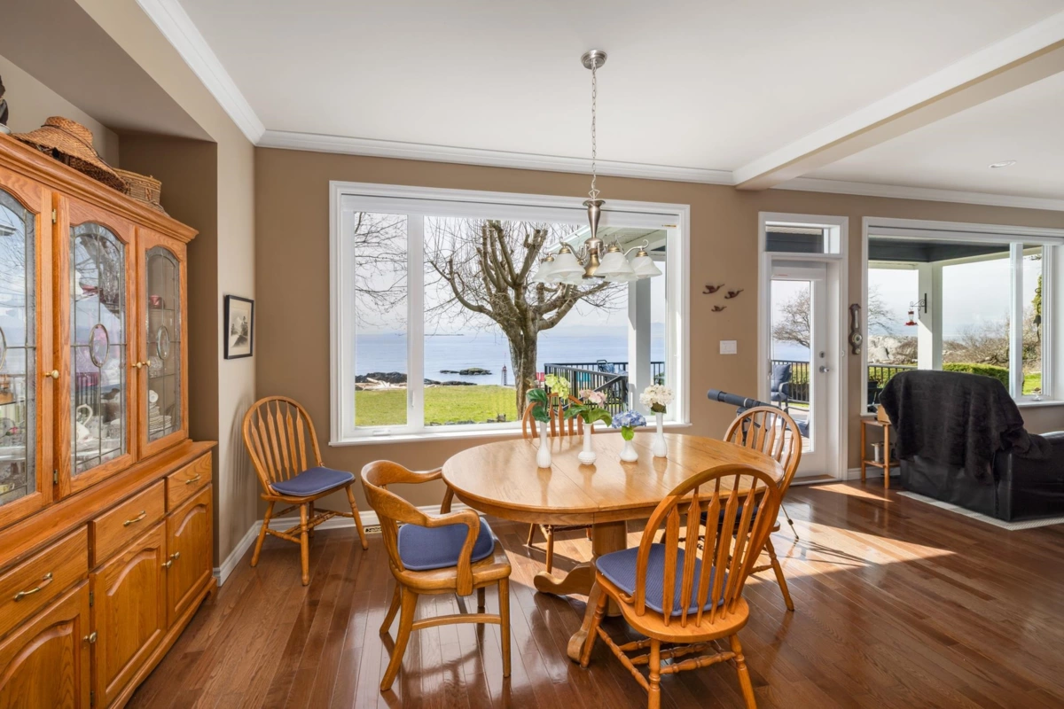 Bedroom 3 Photo of 1537 Mccullough Road, Sechelt, BC