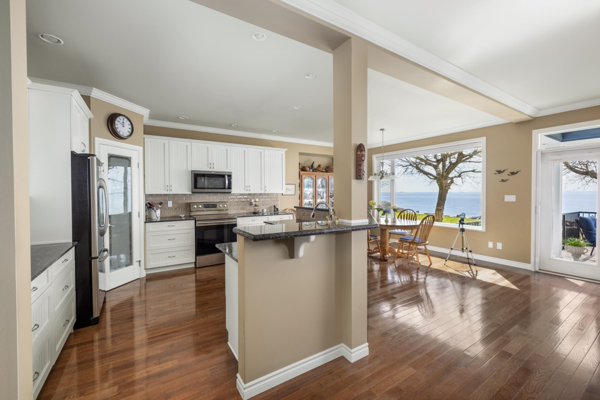 Bedroom 4 Photo of 1537 Mccullough Road, Sechelt, BC