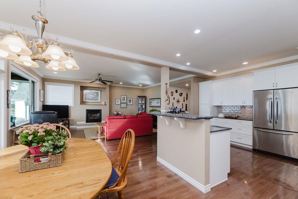 Loft / Bonus Room Photo of 1537 Mccullough Road, Sechelt, BC