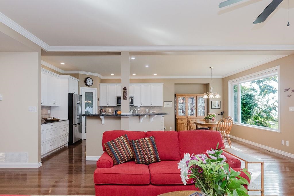 Mudroom Photo of 1537 Mccullough Road, Sechelt, BC