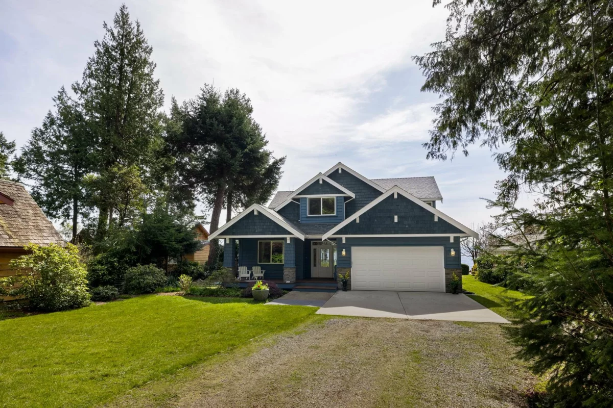 Neighborhood Park Photo Near 1537 Mccullough Road, Sechelt, BC