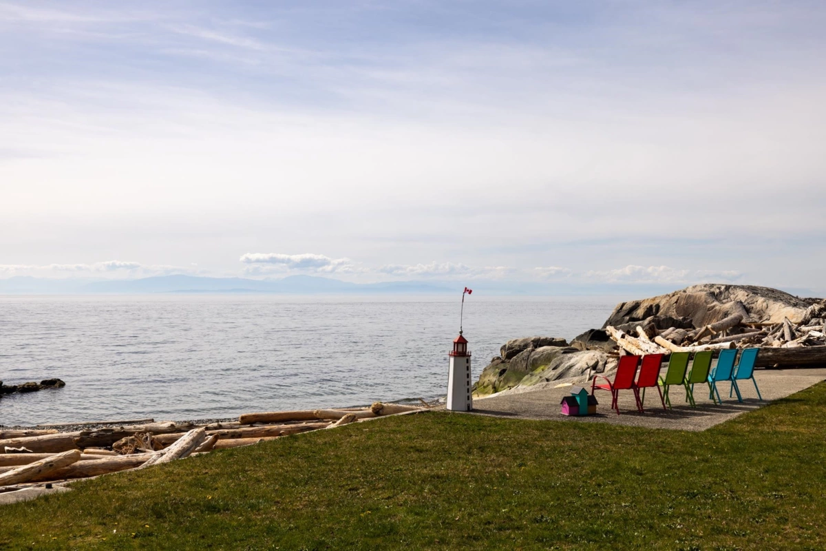 Primary Bathroom Photo of 1537 Mccullough Road, Sechelt, BC