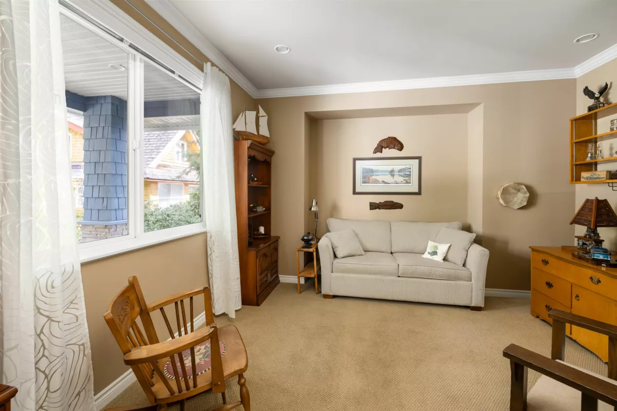 Staircase Photo of 1537 Mccullough Road, Sechelt, BC