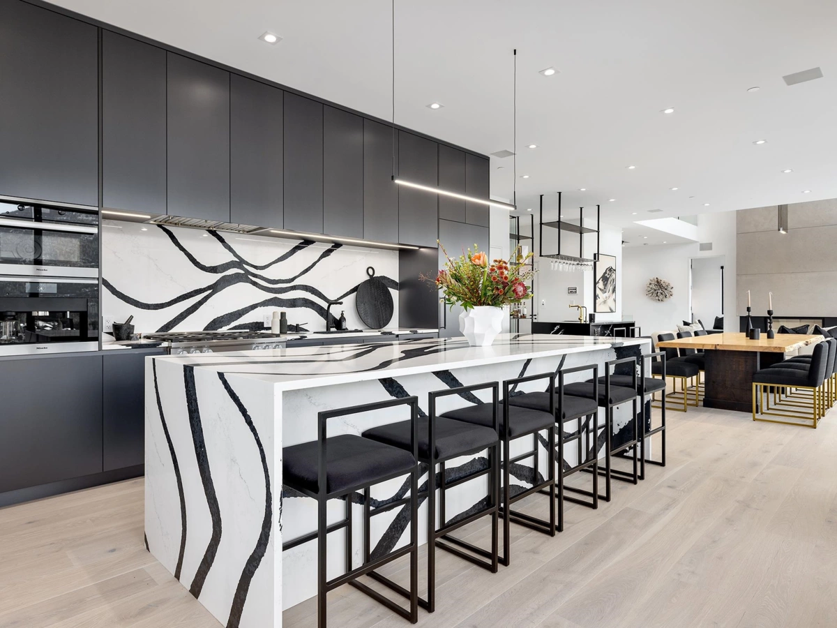 Kitchen Island Photo of 3824 Sunridge Drive, Whistler, BC