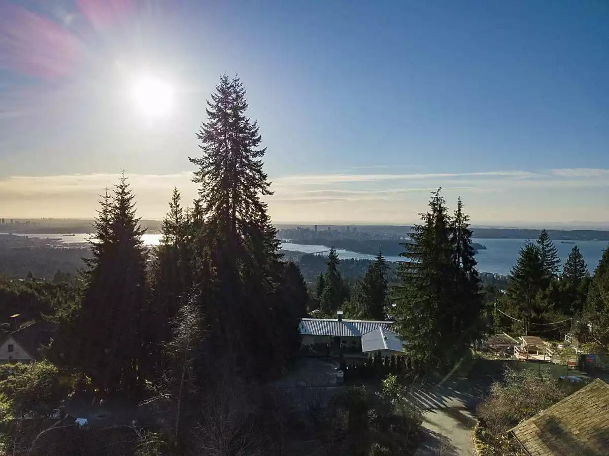 Exterior Front Photo of 1145 Millstream Road, West Vancouver, BC