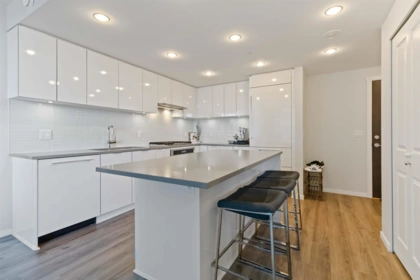 608 6638 Dunblane Avenue, Burnaby, BC, Burnaby — Apartment/Condo for sale