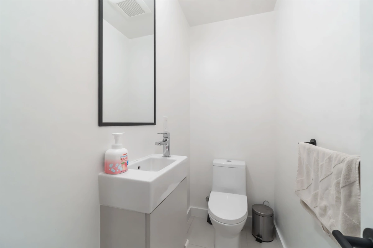 Bedroom 3 Photo of 505 3105 St George Street, Port Moody, BC